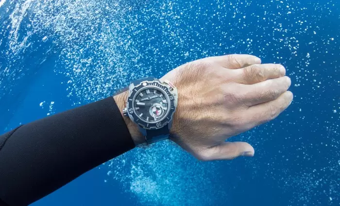 Ο ατρόμητος ελεύθερος δύτης Fred Buyle συνεργάζεται με την ULYSSE NARDIN