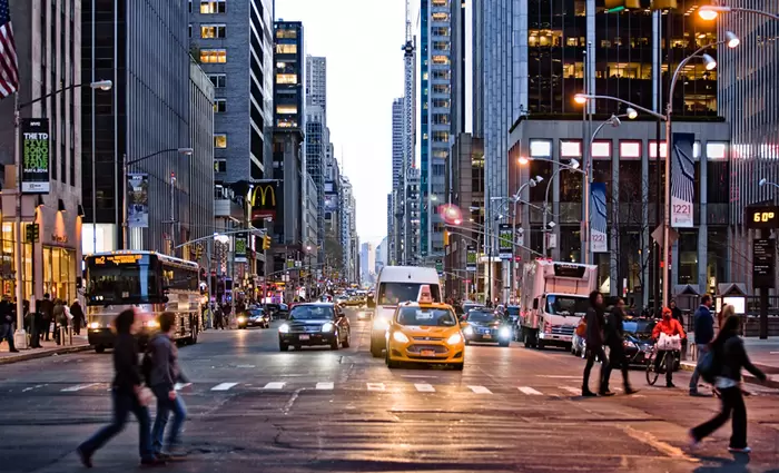 Αυξάνεται ραγδαία η ανεργία στις ΗΠΑ