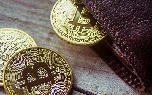 Διαδικτυακή απάτη με επενδύσεις σε bitcoin