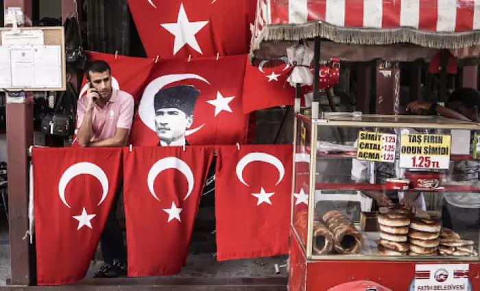 Σπάζει τα κοντέρ η τουρκική λίρα - Ξεπέρασε το 8,40 έναντι του δολαρίου