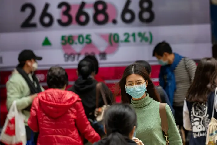 Ψαλιδίζει το παγκόσμιο ΑΕΠ ο κορωνοϊός