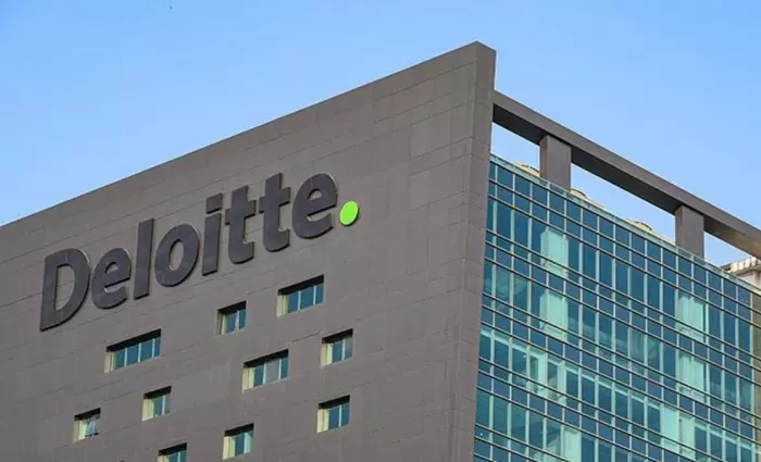 Οι εργαζόμενοι της Deloitte θα μπορούν να εργάζονται από σπίτι 