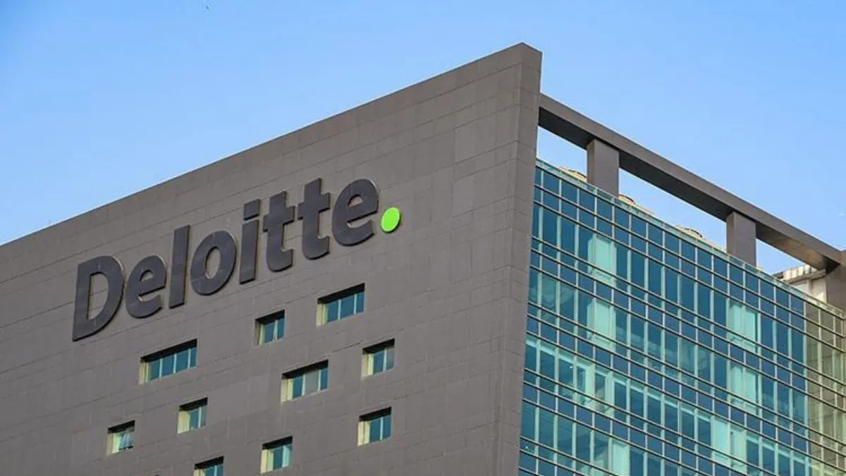 Οι εργαζόμενοι της Deloitte θα μπορούν να εργάζονται από σπίτι 