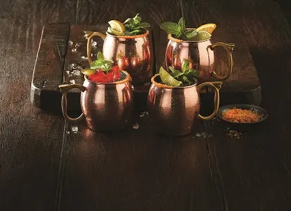 Νέα καλοκαιρινά κοκτέιλ-mules #ΣτοFridaysBar