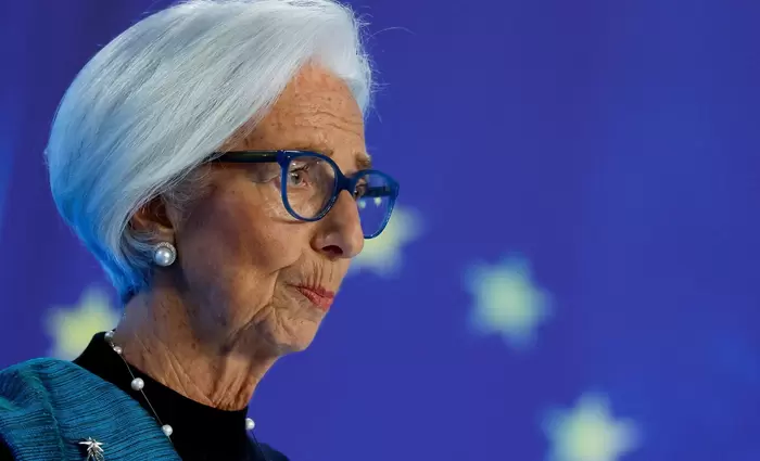 Πώς η Λαγκάρντ ενισχύει το βάρος του ευρώ και τον παγκόσμιο ρόλο της ΕΚΤ