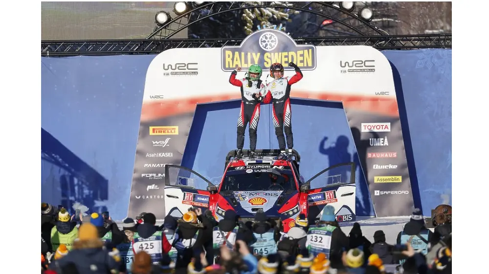 Η Hyundai κατέκτησε τη δεύτερη της νίκη στο φετινό Παγκόσμιο Πρωτάθλημα Ράλι (WRC) αυτή τη φορά στη Σουηδία