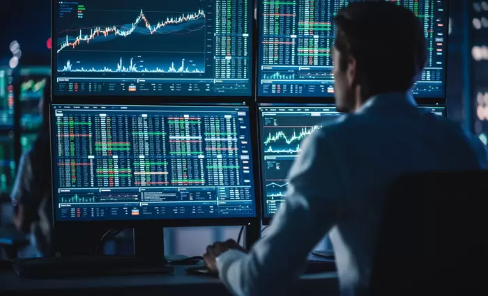 Οι «κατσαρίδες» της αγοράς χρέους και ο ύπουλος κίνδυνος του 2026