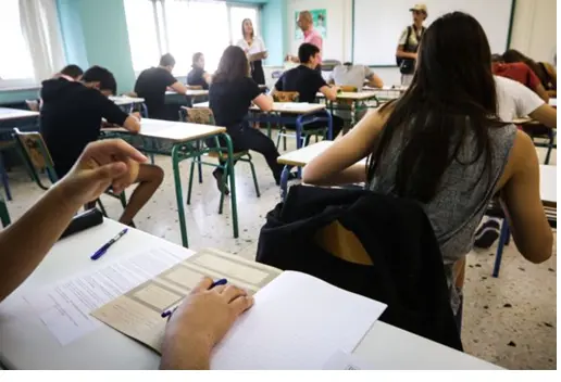 Αλλαγές στο Λύκειο: Νέα κατεύθυνση για άμεση είσοδο στην αγορά εργασίας, χωρίς σπουδές