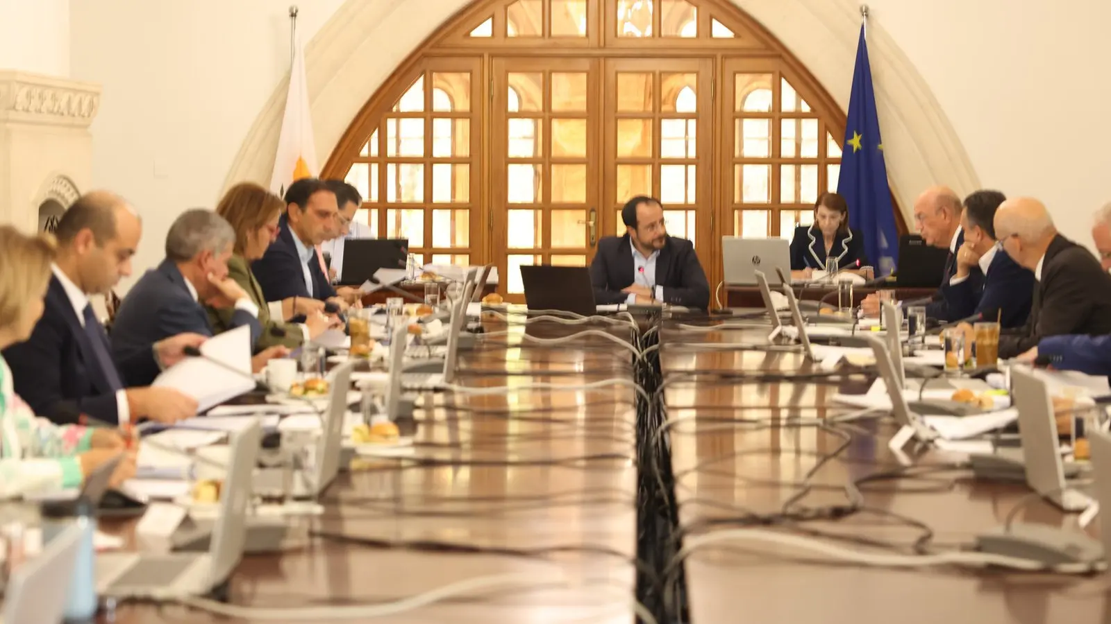 Ανακοινώνεται σήμερα το νέο πακέτο μέτρων για αντιμετώπιση της ακρίβειας