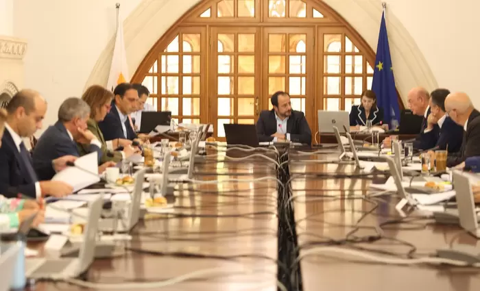 Ανακοινώνεται σήμερα το νέο πακέτο μέτρων για αντιμετώπιση της ακρίβειας