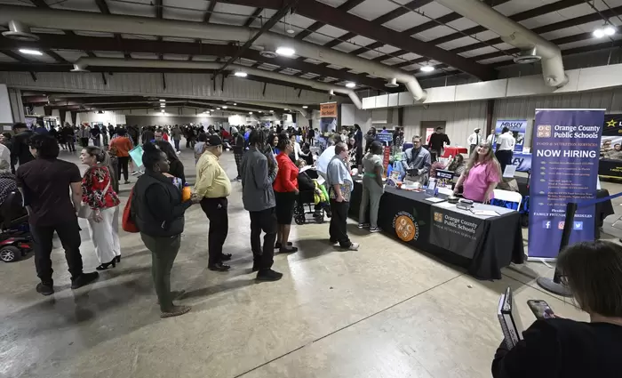 ΗΠΑ: «Άλμα» στις αιτήσεις για επίδομα ανεργίας – Στο υψηλότερο επίπεδο από το 2021