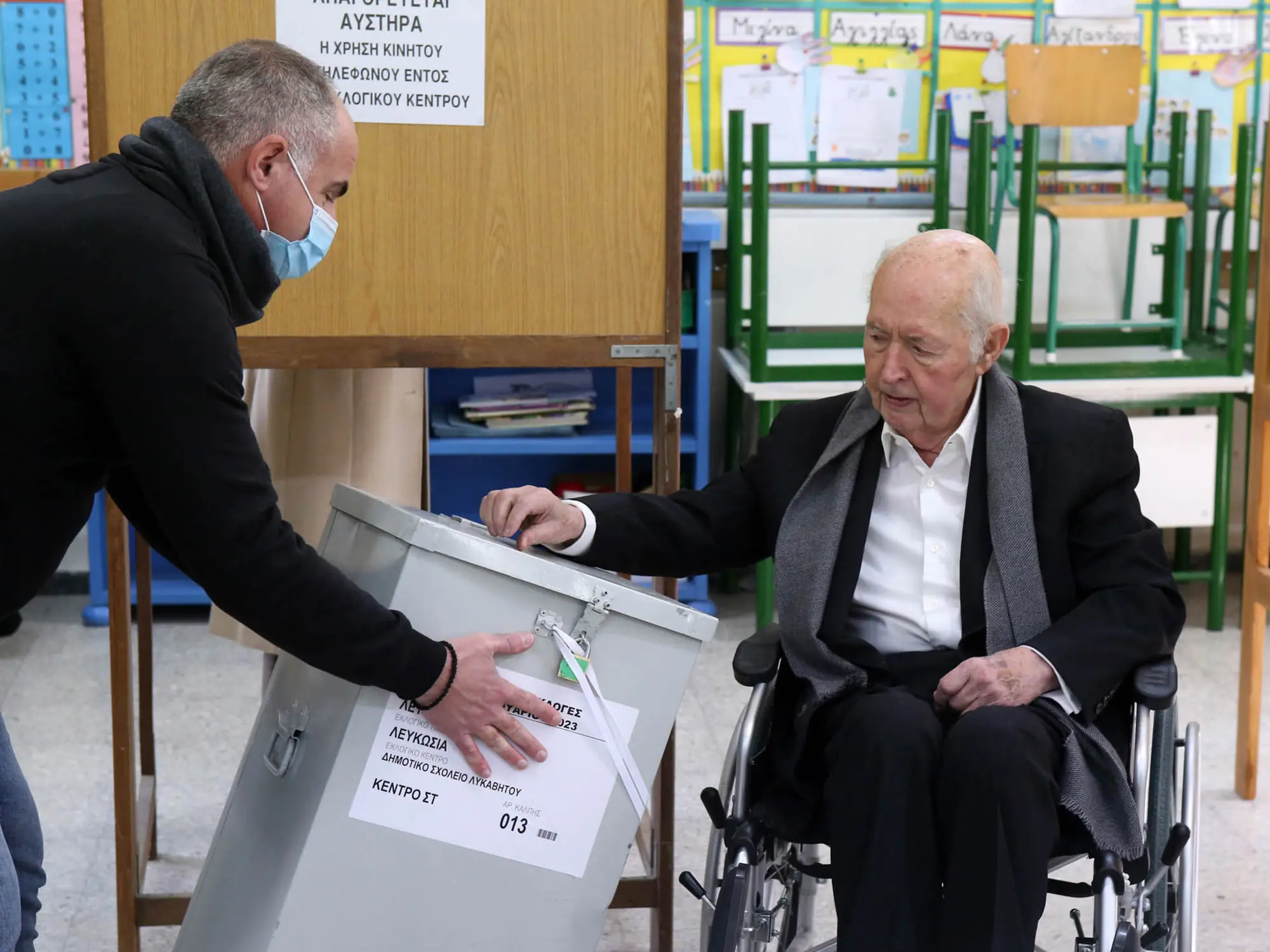 Να ξημερώσει μια καλύτερη ημέρα για την Κύπρο ευχήθηκε ο Γιώργος Βασιλείου