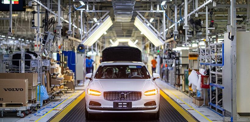 H Volvo θα περικόψει 1,300 θέσεις εργασίας στη Σουηδία