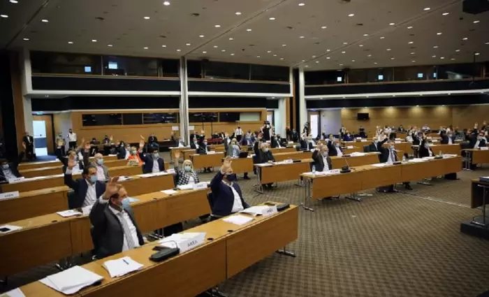 Με αλλαγμένα φώτα περνούν οι κρατικές εγγυήσεις (ΒΙΝΤΕΟ)