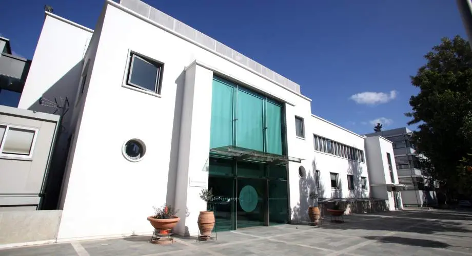 Άμεσα μέτρα για προστασία και αναβάθμιση δημοσίων κατηγόρων ζητά η Επ. Νομικών