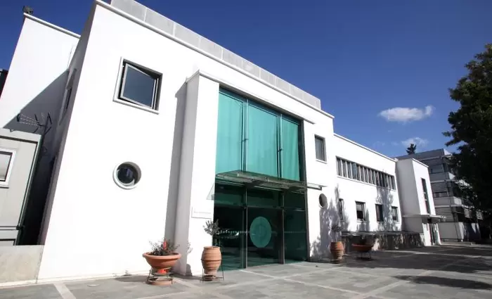 Άμεσα μέτρα για προστασία και αναβάθμιση δημοσίων κατηγόρων ζητά η Επ. Νομικών