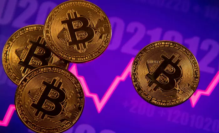 Βουτιά Bitcoin, μετά από φήμες για «πόλεμο ξεπλύματος» από ΗΠΑ