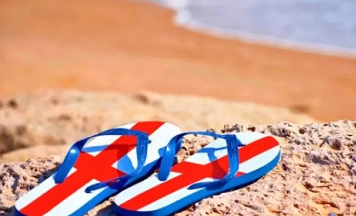 Βρετανικά ΜΜΕ: Καμιά χώρα δεν θα προστεθεί στην πράσινη λίστα