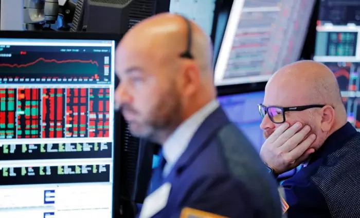 Οι δασμοί στην Κίνα έφεραν απώλειες για την Wall Street