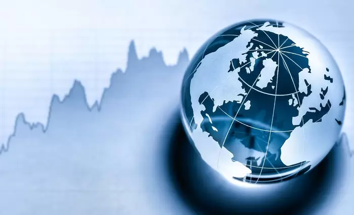 Παγκόσμια οικονομία: Επιβράδυνση ανάπτυξης και αβεβαιότητα το 2025 – Ποιοι κίνδυνοι παραμένουν το 2026