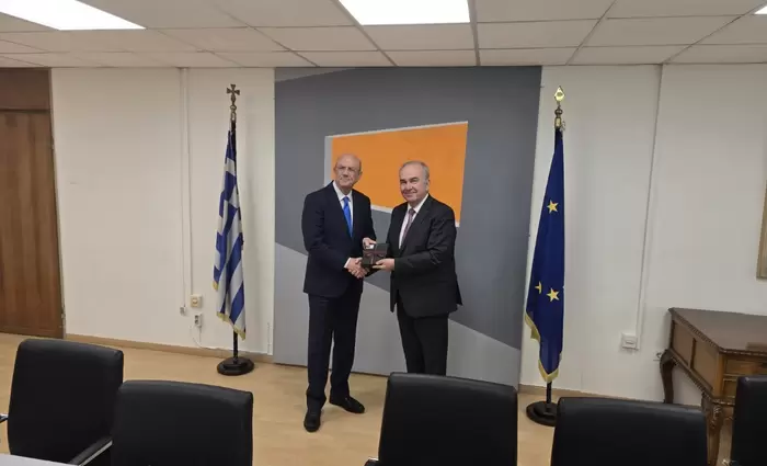 Συνάντηση Κεραυνού-Παπαθανάση: Η Πολιτική Συνοχή της ΕΕ στο επίκεντρο