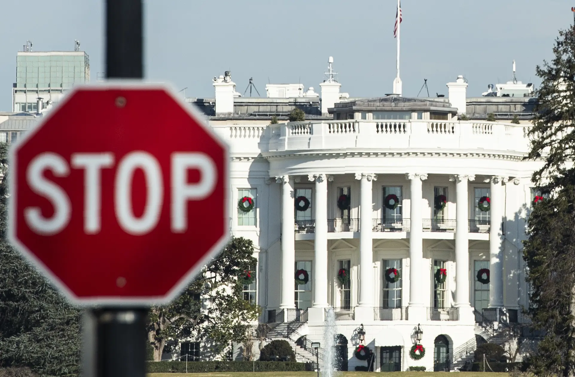 Λευκός Οίκος: Σχέδια μαζικών απολύσεων σε περίπτωση κυβερνητικού shutdown
