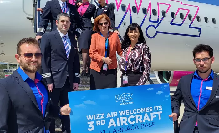 Τρία νέα δρομολόγια ξεκινά η Wizz Air με την άφιξη τρίτου αεροσκάφους