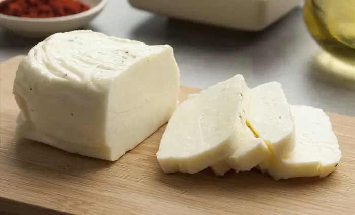 Σχέδιο στήριξης για τα αποθέματα χαλλουμιού