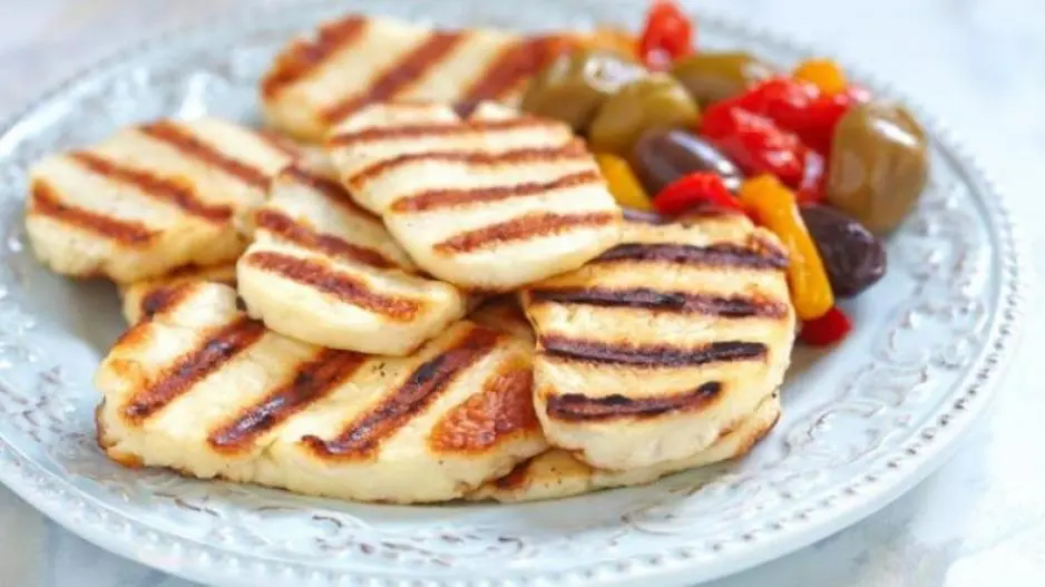 Επέκταση της περιόδου προσαρμογής για το χαλλούμι