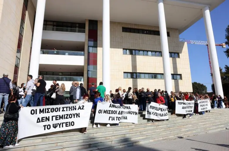 Συνάντηση με Υπ. Οικονομκών ζητά η Ισότητα για θέμα χαμηλόμισθων