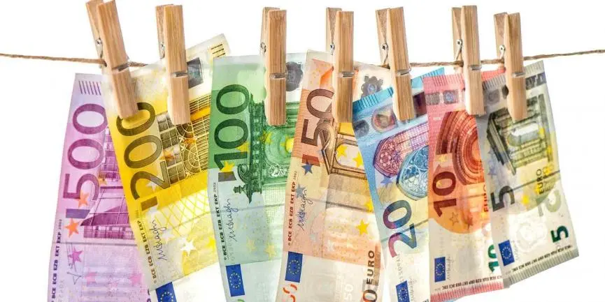 Moneyval: Πρόοδος στην αντιμετώπιση του ξεπλύματος παράνομου χρήματος στην Κύπρο