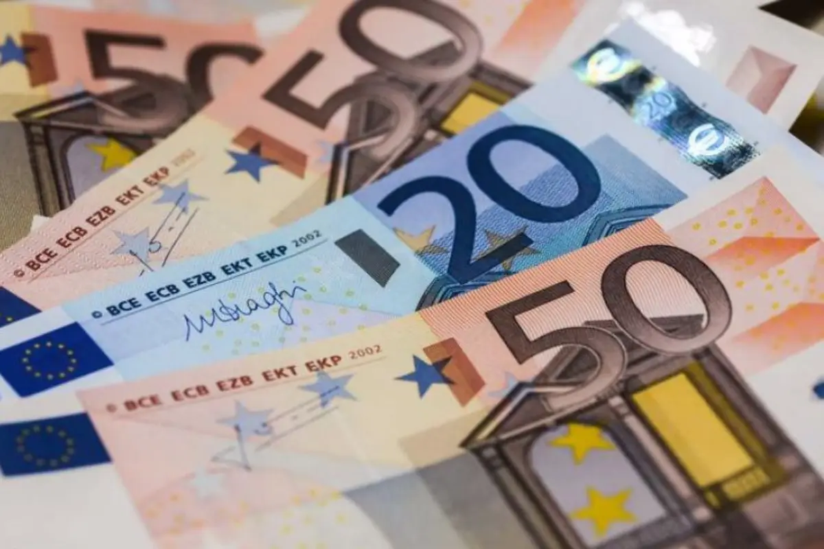 Ποιες αλλαγές έρχονται στον κατώτατο μισθό – Τι «φωτογράφισε» ο ΥΠΕΡΓ