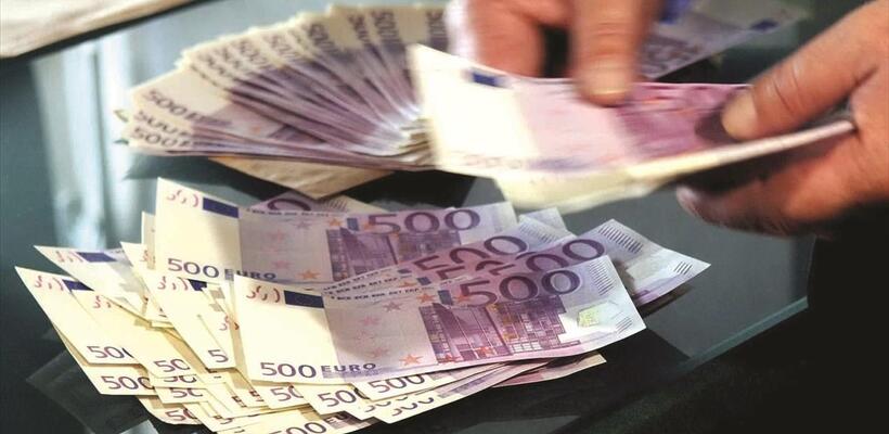 Στα ύψη οι αποταμιεύσεις των Κυπρίων