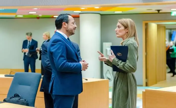 Στην Κύπρο για διήμερη επίσκεψη εργασίας η Πρόεδρος του ΕΚ