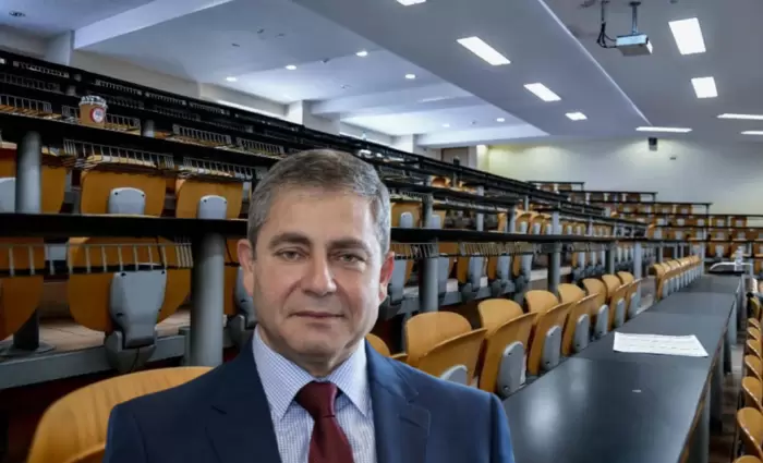 «Υπό κηδεμονία τα δημόσια πανεπιστήμια» - Καμπανάκι Τ. Χριστοφίδη για τα ξενόγλωσσα