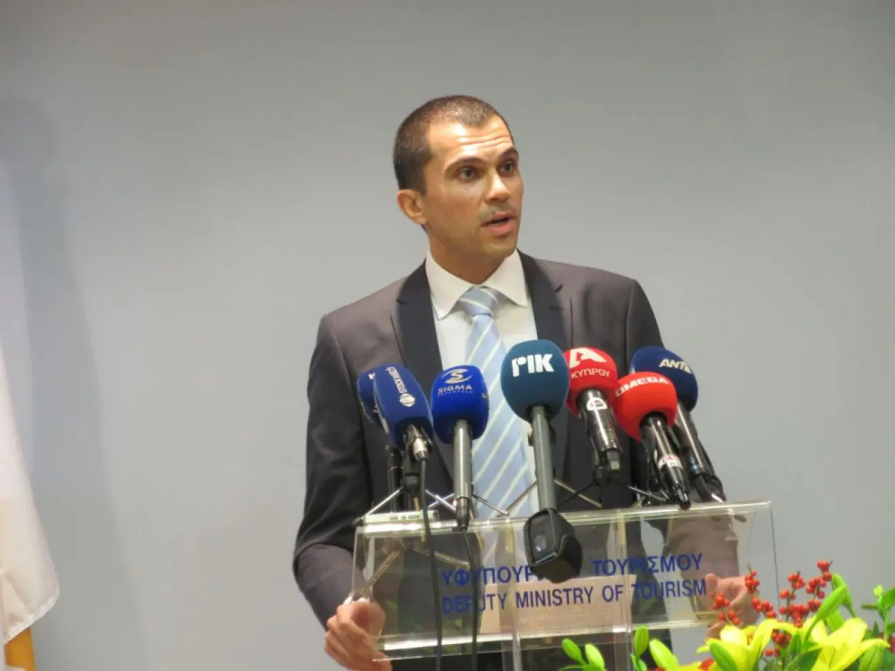 Αγώνας δρόμου για επαναφορά του Τουρισμού