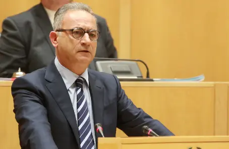 Αβέρωφ: «O Νικόλας καβαλιτζιεύκει τον Ελεγκτή και το παίζει αδιάφθορος»