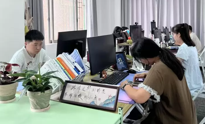 Σε ποια χώρα οι νέοι πληρώνουν… για να δουλεύουν