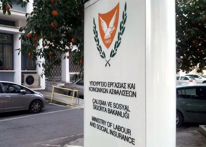 Τέλειωσε η συνάντηση στο Υπουργείο Εργασίας για τα Σχέδια