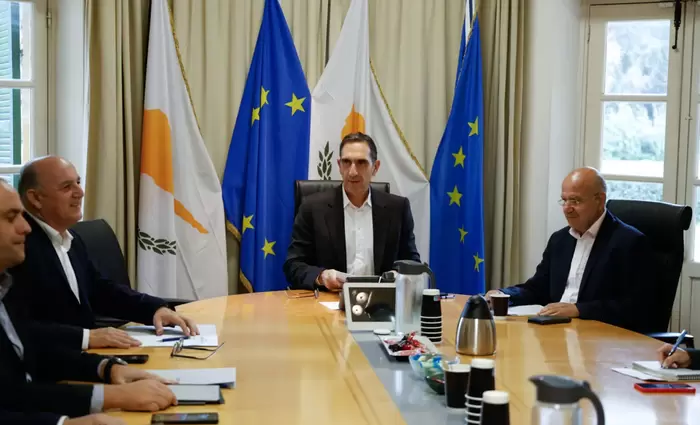 Τα νέα στεγαστικά σχέδια στο επίκεντρο της συνάντηση ΥΠΕΣ και ΟΣΕΟΚ