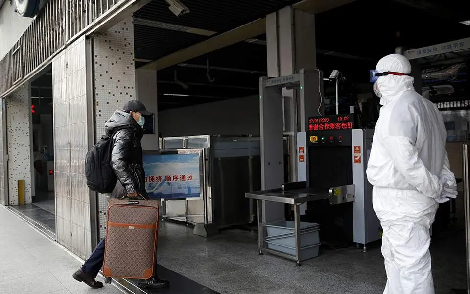 Σε βαθιά ύφεση ο τομέας των υπηρεσιών στην Κίνα