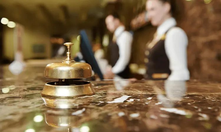 Συντεχνίες ζητούν ανάκληση αδειών εργοδότησης ατόμων από τρίτες χώρες σε 3 ξενοδοχεία