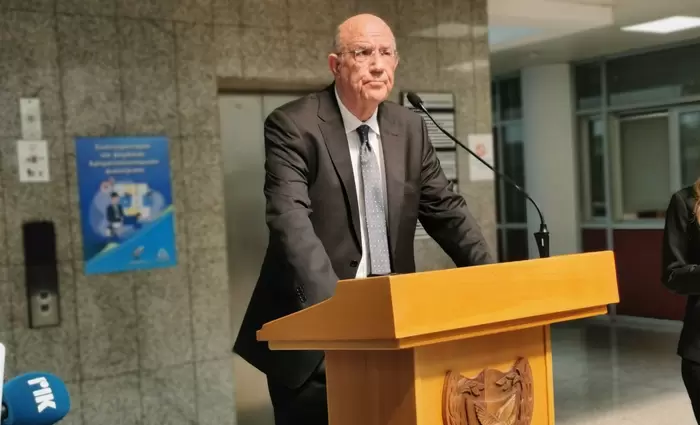 ΥΠΟΙΚ: Την Τετάρτη οι αποφάσεις για τα καύσιμα και το ρεύμα