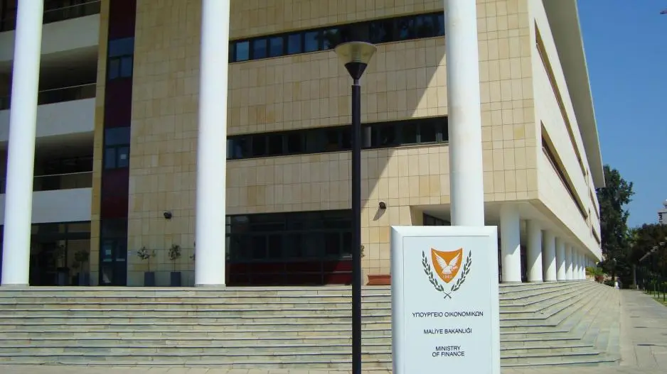 Αποπληρωμές ομολόγων και δανείων πέραν του €1 δισ το β’ τρίμηνο 2024