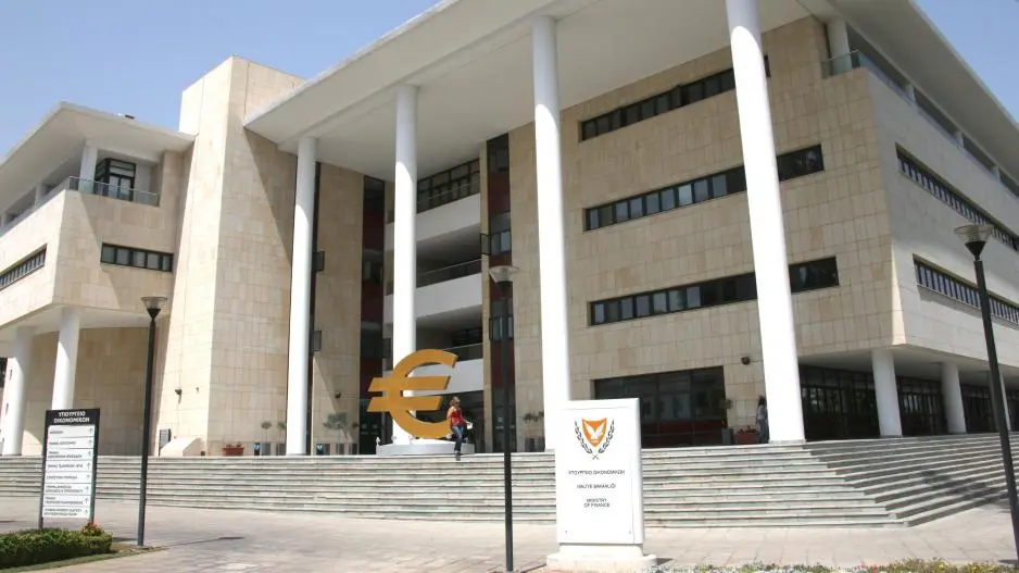 ΥΠΟΙΚ: Στα €40 εκ. το δάνειο από την Ευρωπαϊκή Τράπεζα Επενδύσεων