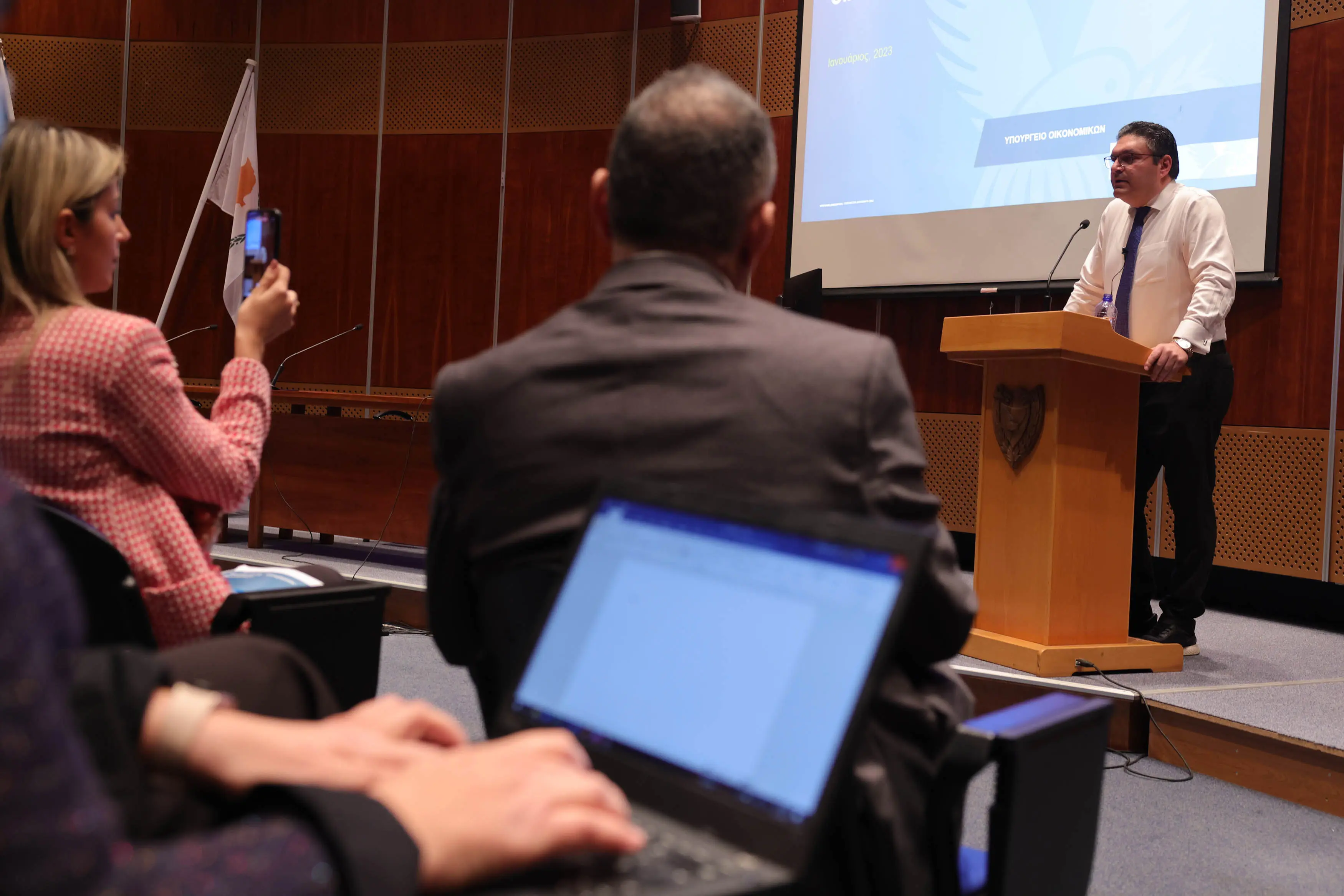 ΥΠΟΙΚ: Να μην αγνοηθεί ο οικονομικός ορθολογισμός για χάριν άλλων σκοπιμοτήτων