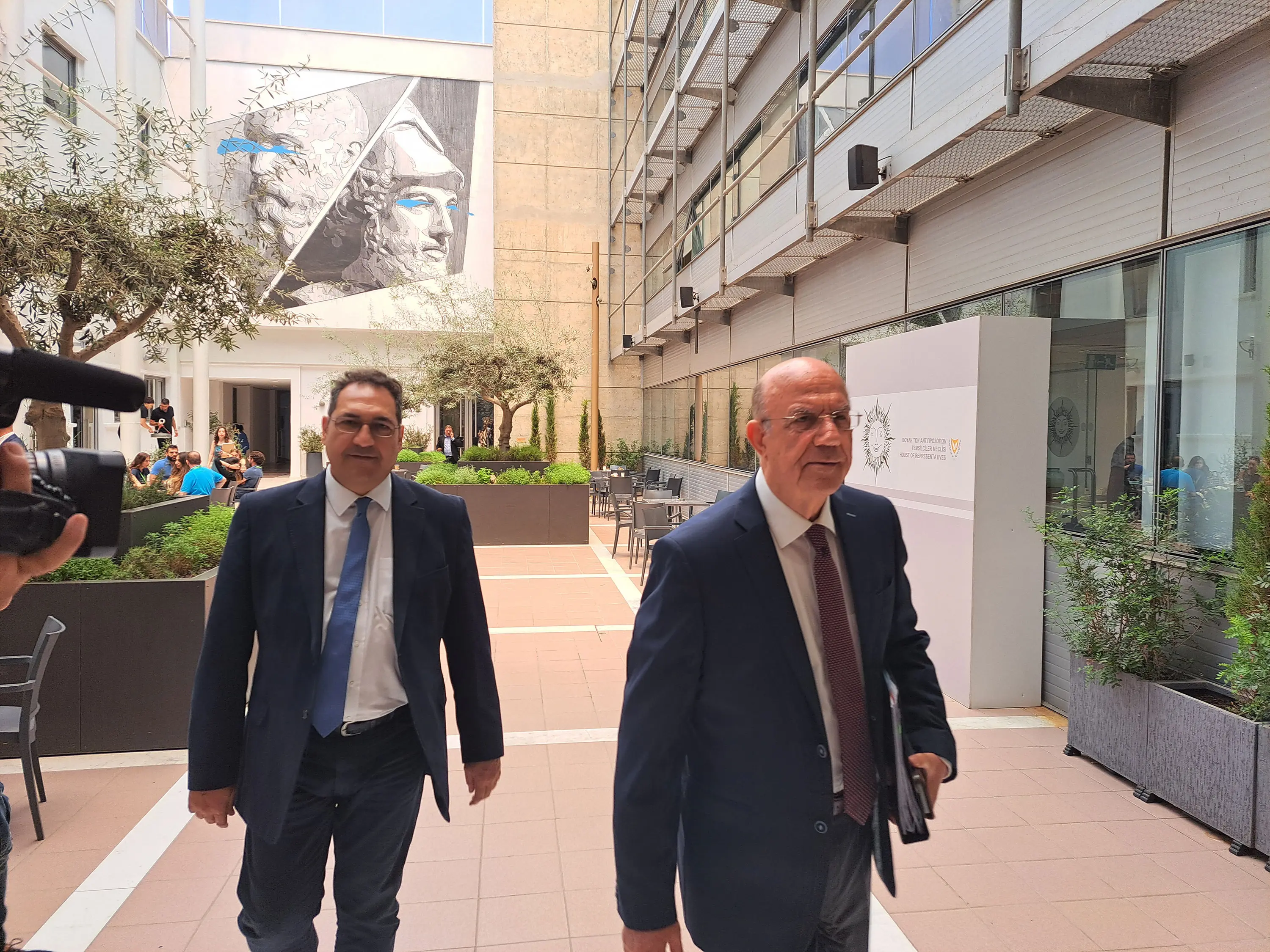 Την Πέμπτη προς ψήφιση ειδικό δικαστήριο και δύο προτάσεις νόμου για εκποιήσεις