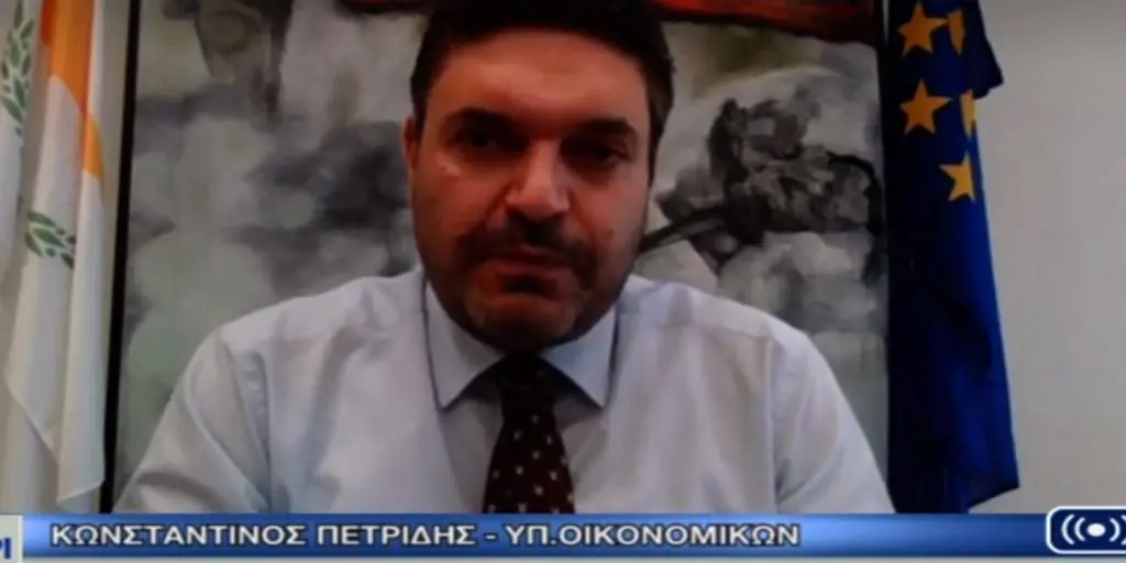 «Αόρατος ληστής ο πληθωρισμός που κλέβει αθόρυβα τα εισοδήματα μας»