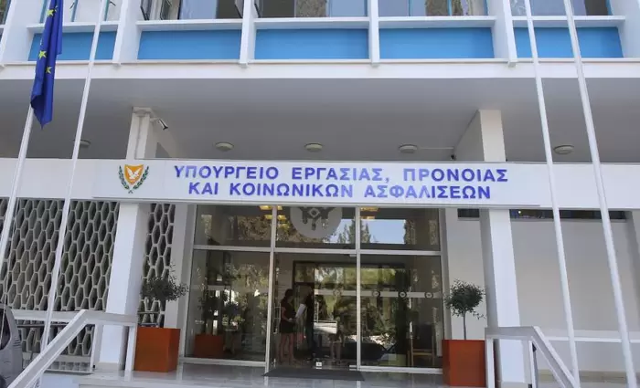 Διευκρινίσεις Τμήματος Επιθεώρησης Εργασίας προς εργοδότες λόγω καύσωνα