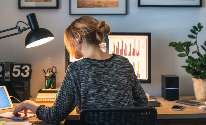 Οι Κύπριοι απαιτούν πλέον την υβριδική εργασία